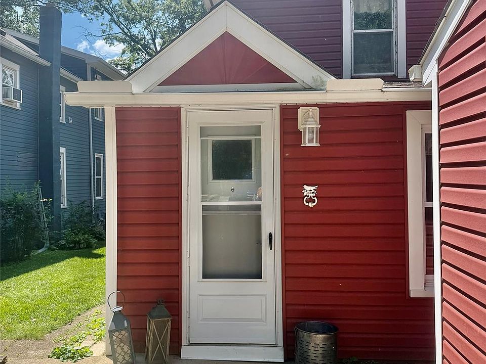 1st image of 176 Ready Ln
