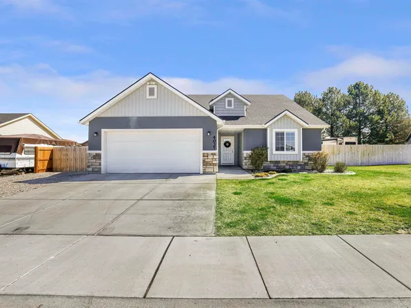 4037 N Blue Cascade Ct E, Buhl, ID 83316