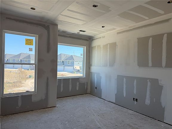 5th image of 2185 Big Riv