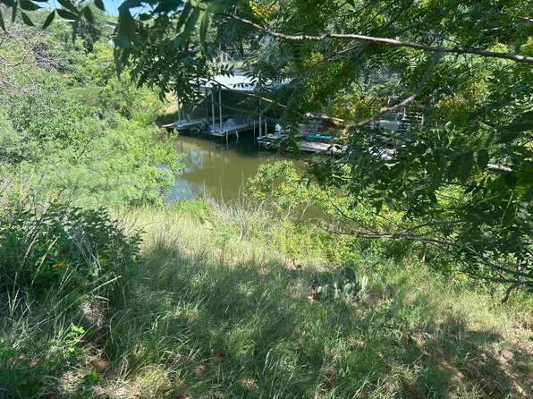 634 Circle Drive, Sunrise Beach, TX 78643