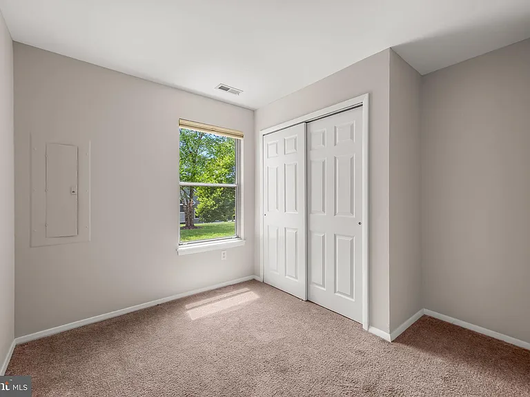 7648 Stony Creek Ln — Photo 15