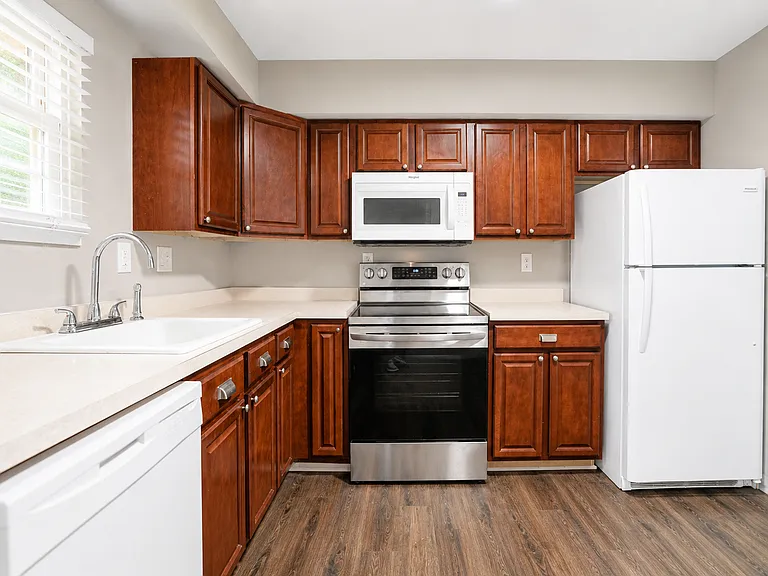 421 Redding Rd #1 — Photo 19