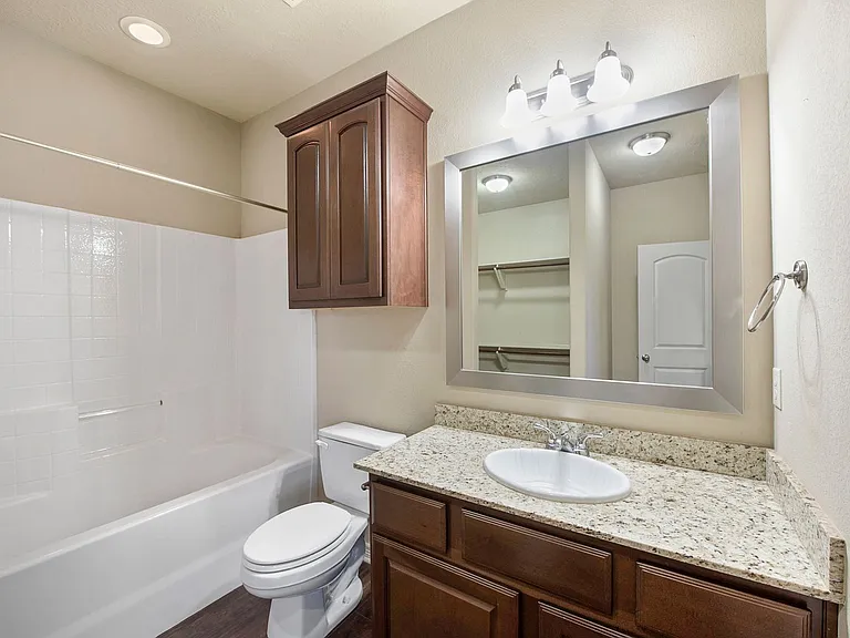 503 Forest Dr — Photo 26