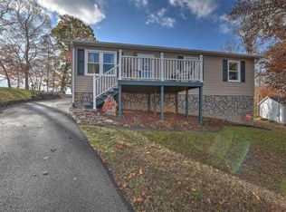 178 Village Ln, Gray, TN 37615