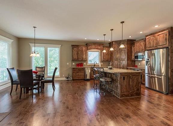 5th image of 10613 W 49th Pl
