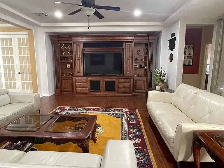 1554 W Pelican Ct — Photo 3
