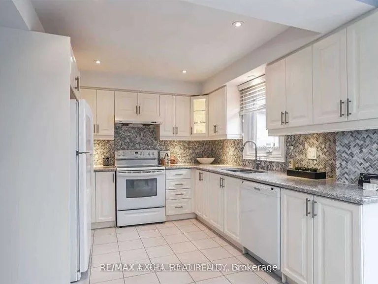 59 Dewberry Dr — Photo 11