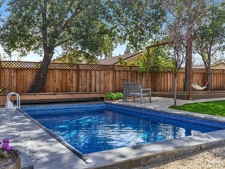 610 Harvest Ln — Photo 40