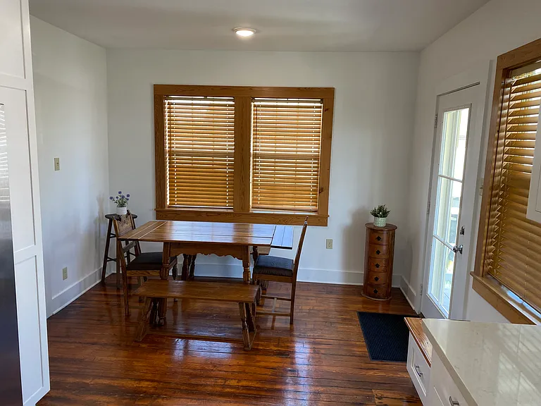 515 Jackson St — Photo 15