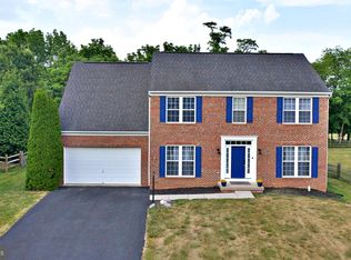188 Sawgrass Dr, Charles Town, WV 25414