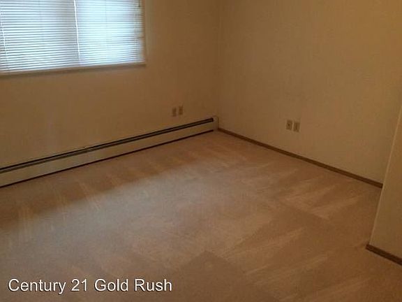 5th image of 456 Le Ann Dr