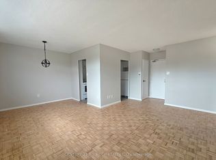 90 Holgate St #406, Barrie, ON L4N 2T9