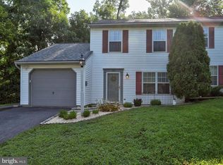 119 Meadowcroft Dr, Lancaster, PA 17603