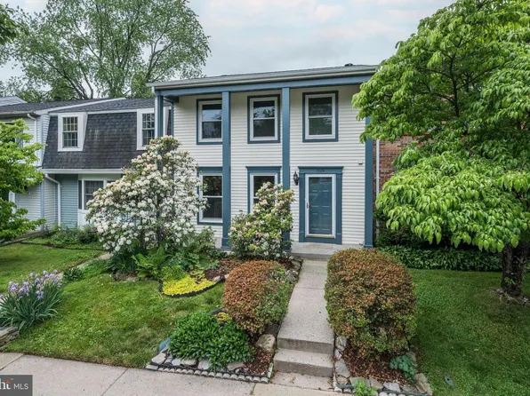 7506 Weatherby Dr, Rockville, MD 20855