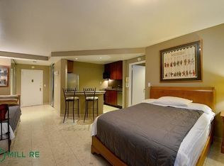 85 8th Ave APT 1G, New York, NY