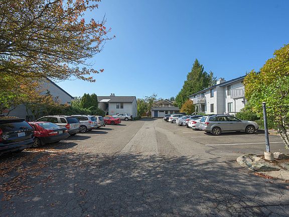 5th image of 2502-2506 Douglas Ave #602