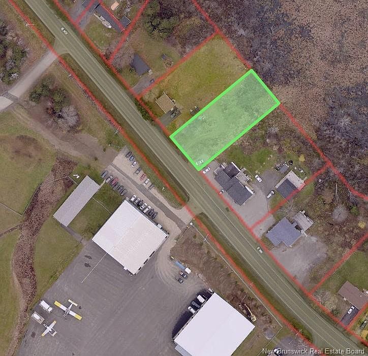 2nd image of LOT Lincoln Rd