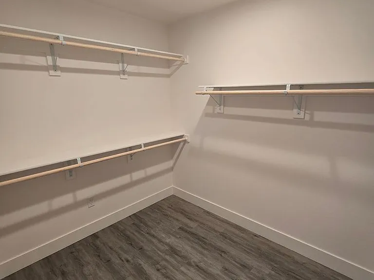 7650 Rockaway Ave — Photo 14