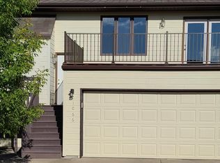 1066 Westwood St, Bismarck, ND 58504