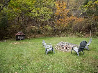 Big Laurel — Photo 2