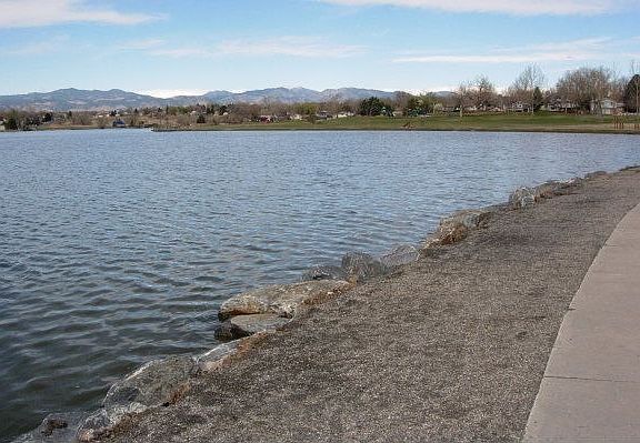 50' from Lake Arbor