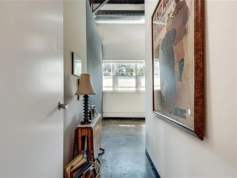 5200 Peachtree Rd #1101 — Photo 11