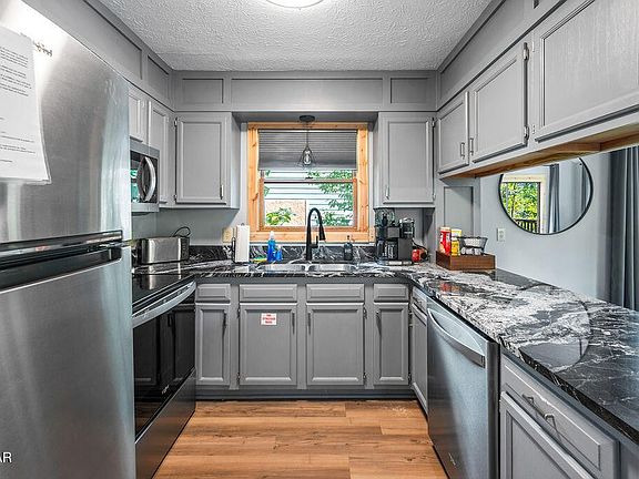 4th image of 3523 Brook Stone Way