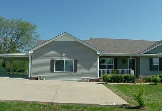 2nd image of 169 Cave Springs Rd