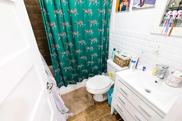 Rented by Keystone Realty USA Corp | media 7