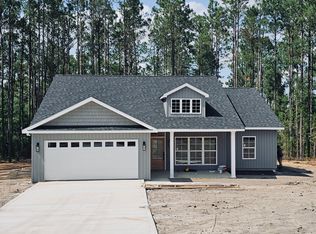 1284 Wildflower Cir, Metter, GA 30439