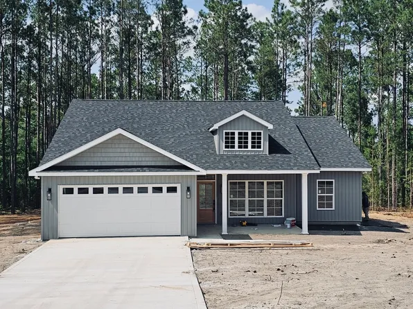 1284 Wildflower Cir, Metter, GA 30439