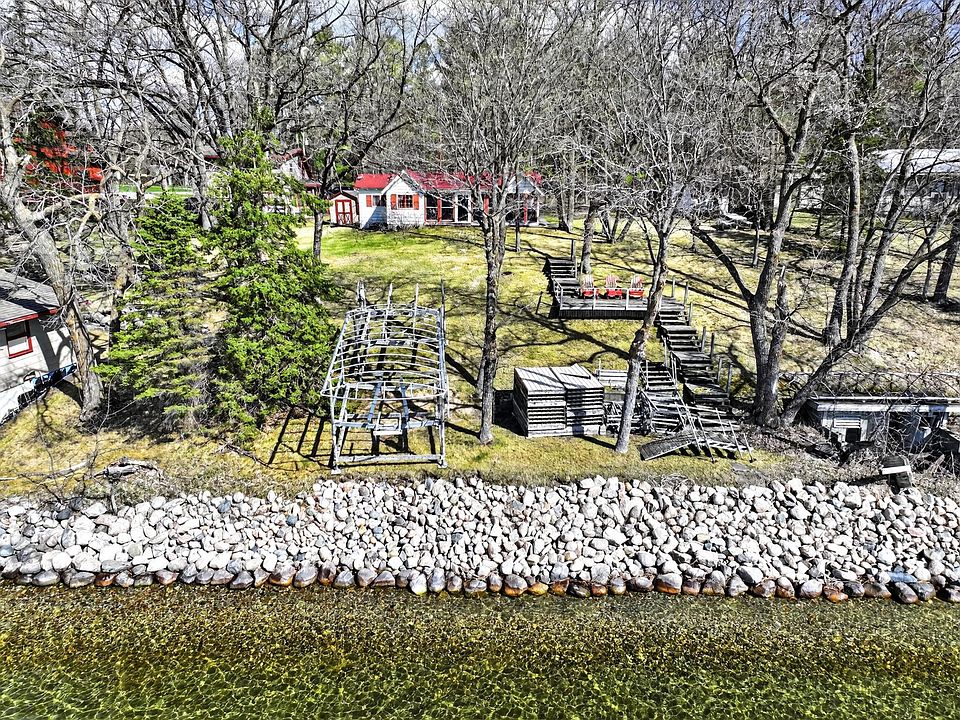 1st image of 7742 E Lake Carlos Dr NE