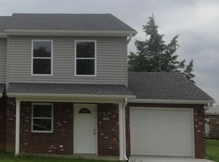 510 Strack St, Brighton, IL 62012