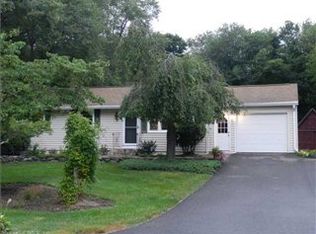 11 Partridge Ln, Tolland, CT 06084