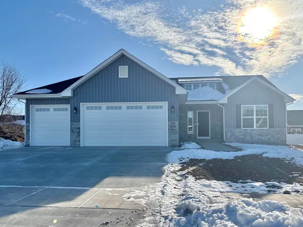 3526 Pickard Dr, Milton, WI 53563