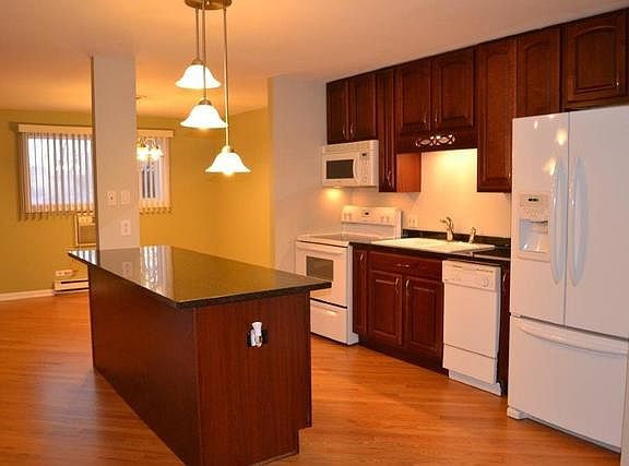 4th image of 500 E Dogwood Ln APT 302