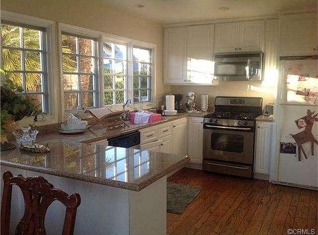 2nd image of 6862 Capstone Dr