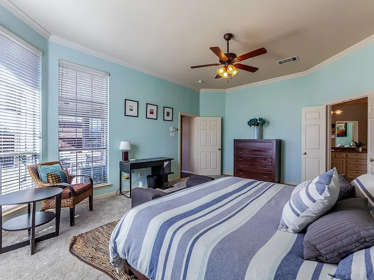 920 Fannin Dr — Photo 33