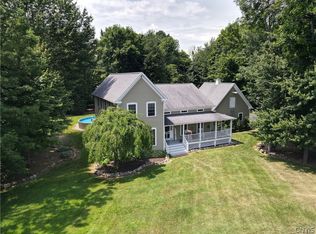 29 Donovan Dr, Oswego, NY 13126