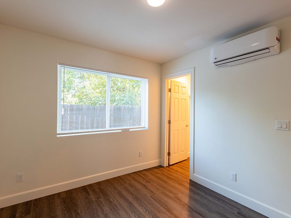 Bedroom #1