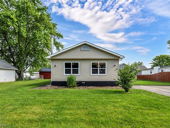 4th image of 38 Anglers Ln