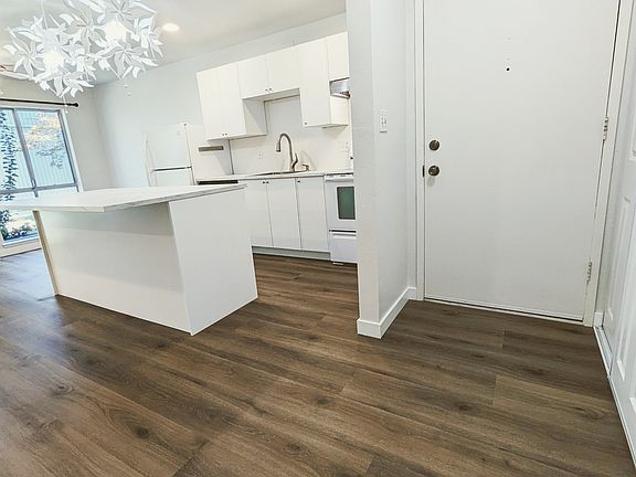 5th image of 1036 Oak Grove Rd #63
