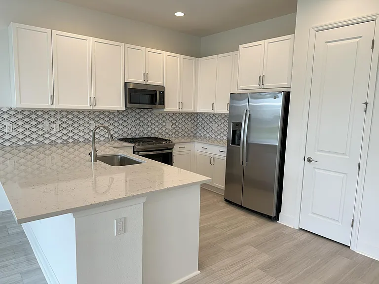 20373 Estero Crossing Blvd — Photo 3