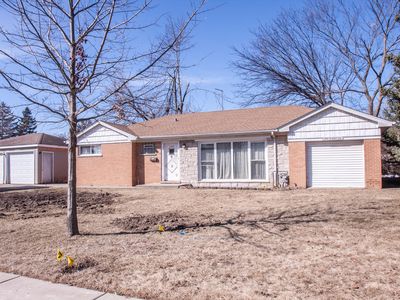 500 W Golf Rd, Mount Prospect, IL, 60056