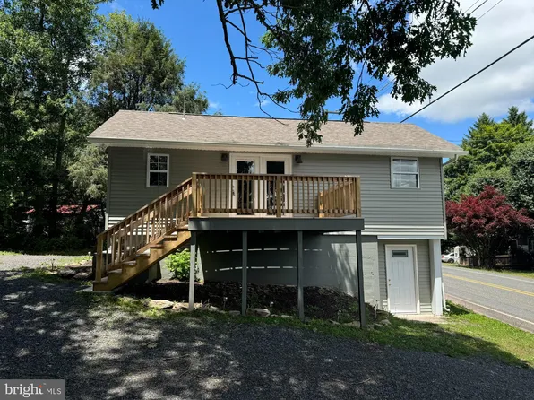 79 Grier Ave, Barnesville, PA 18214