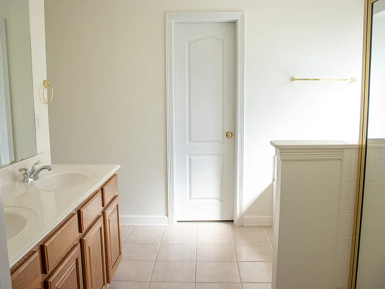 10305 Bent Tree Dr — Photo 14