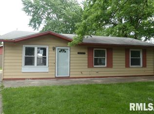 1824 Honeysuckle Ct, Springfield, IL 62703