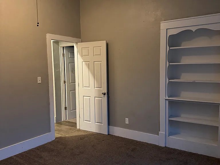 bedroom 3 alt view