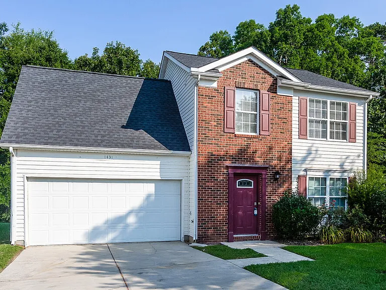 1431 Nature Pl — Photo 4