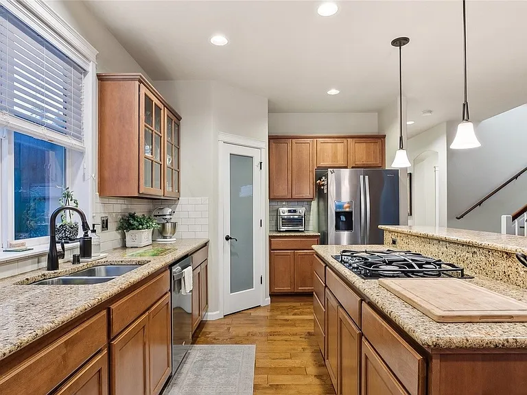 4117 Jude Ct NE — Photo 5